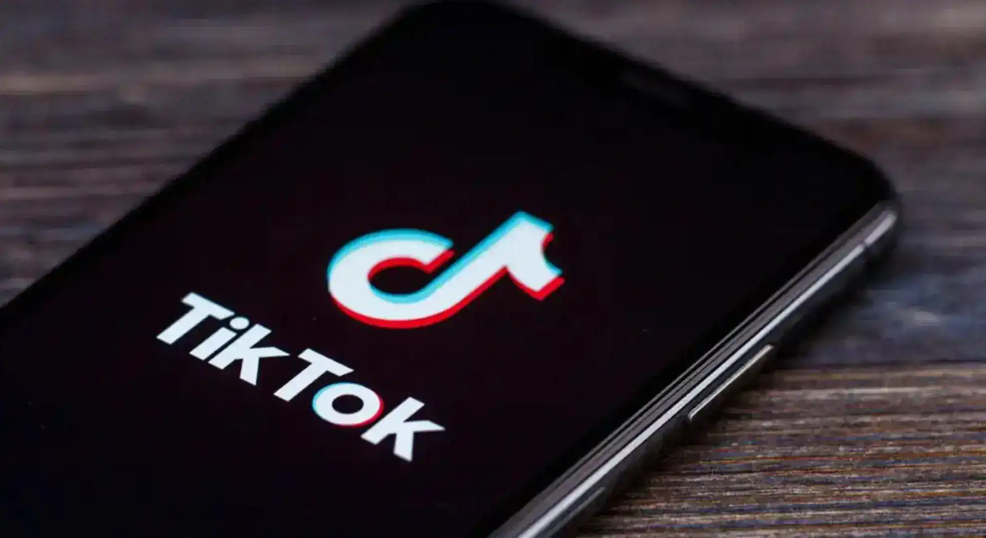 Untitled design 7 The Power of TikTok: A Beginners Guide 2 Untitled design 7 The Power of TikTok: A Beginners Guide 1